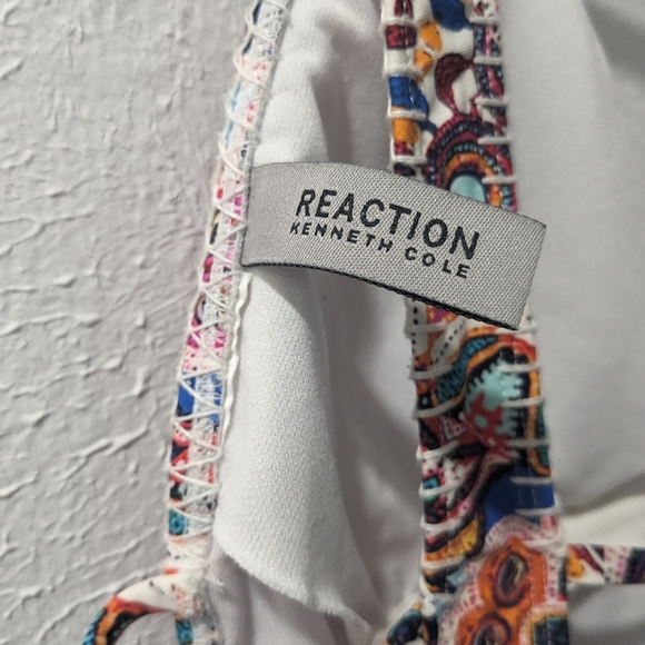 Women's Size 8 swimsuit - Picture 3 of 6